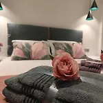 Brand New Magnolia City-jacuzzi *