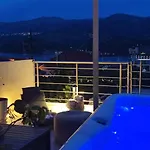 Villa Brand New Magnolia City-jacuzzi Argostoli (Kefalonia)